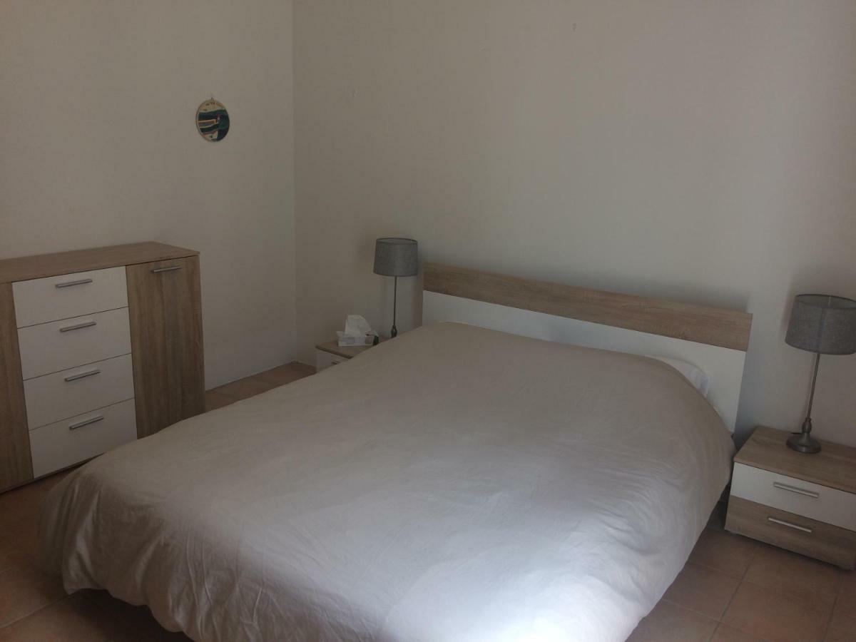 סיינט פול ביי Beautiful Seaview Apartments מראה חיצוני תמונה